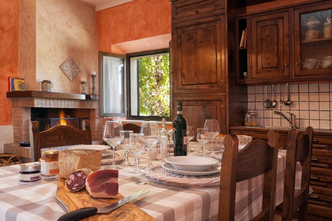 Agriturismo San Marcello Кастильоне-д'Орчия Экстерьер фото